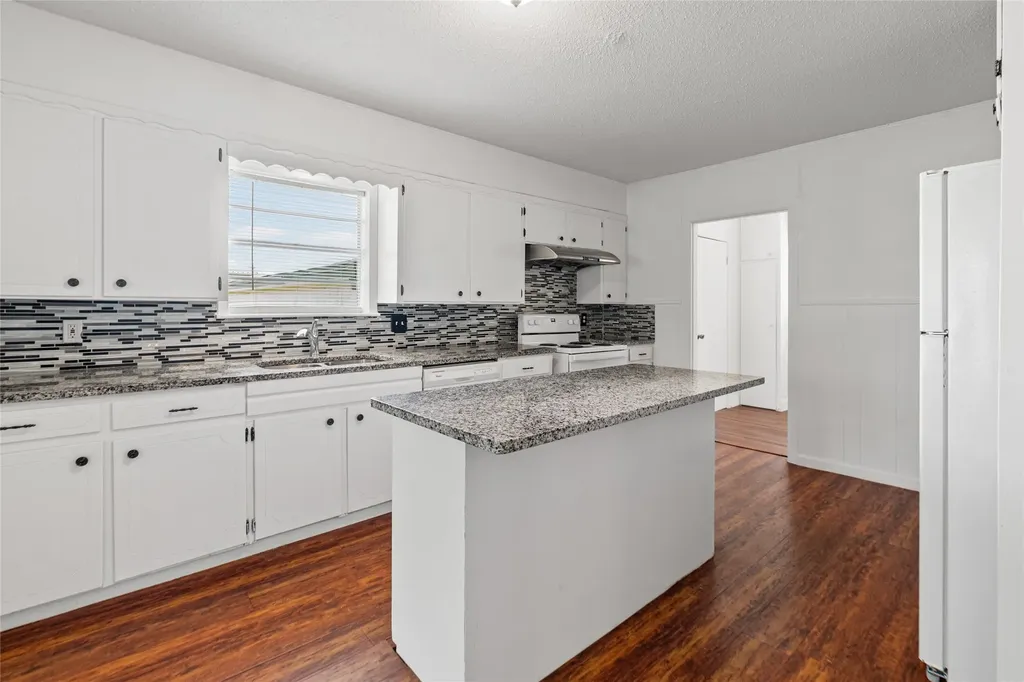 1050 W Dallas Avenue Cooper TX 75432