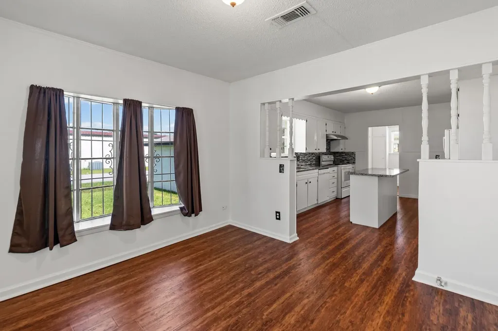 1050 W Dallas Avenue Cooper TX 75432