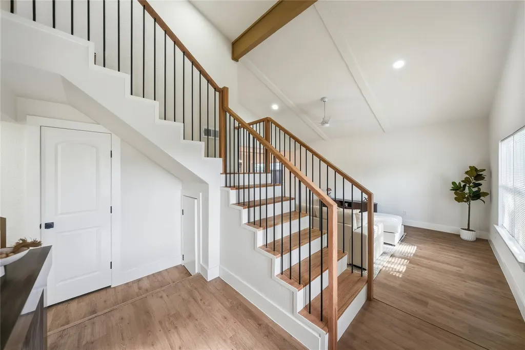 15746 Overmead Circle Dallas TX 75248