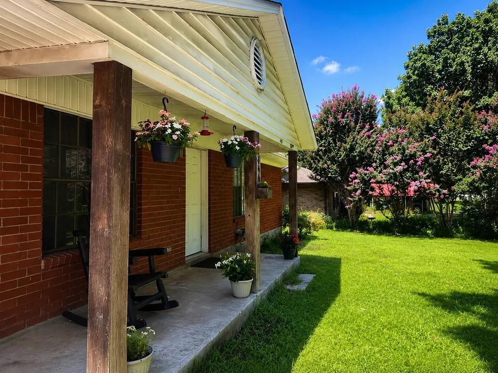 444 W Hobbs Street Boyd TX 76023