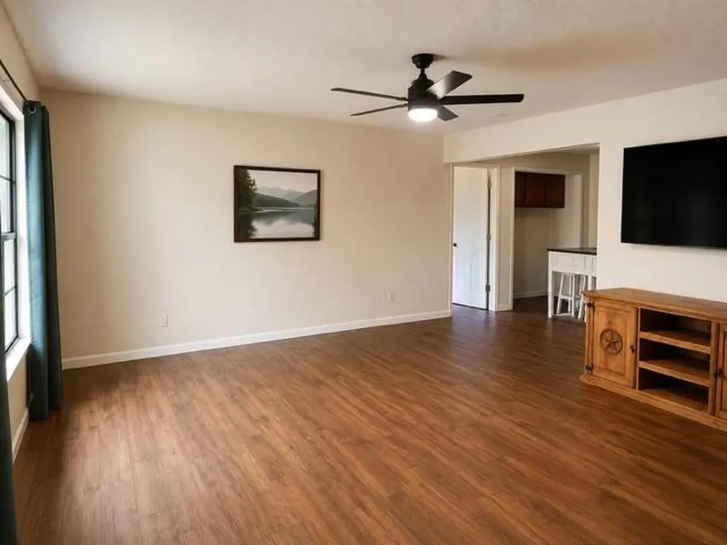 444 W Hobbs Street Boyd TX 76023
