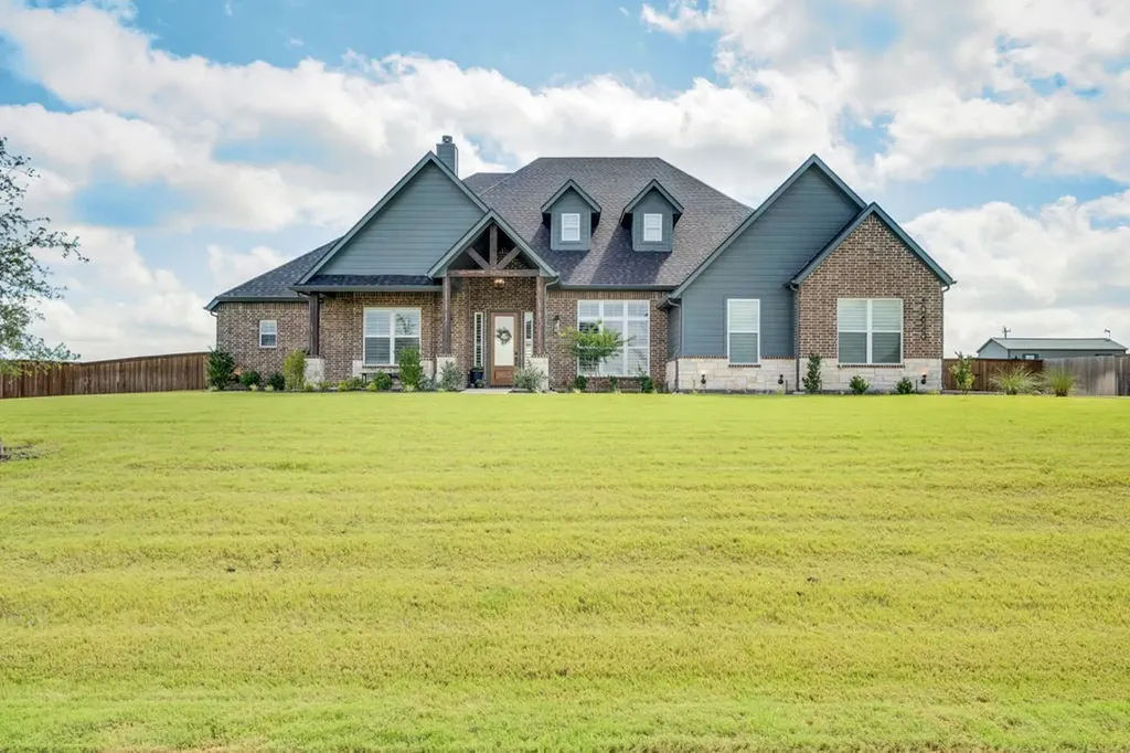 10630 Barleycorn Lane Venus TX 76084