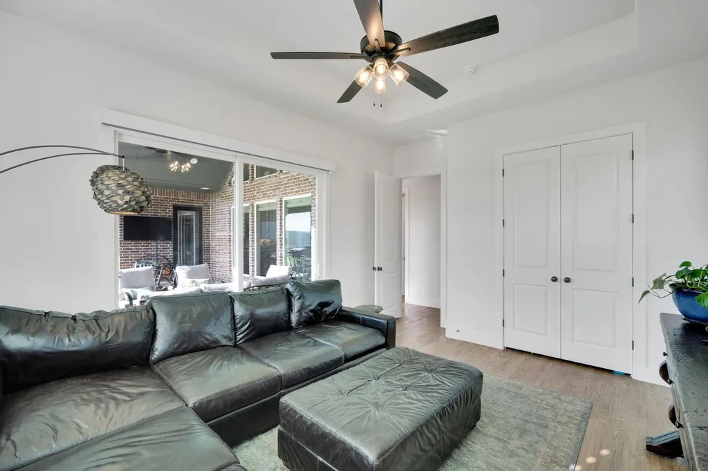 10630 Barleycorn Lane Venus TX 76084