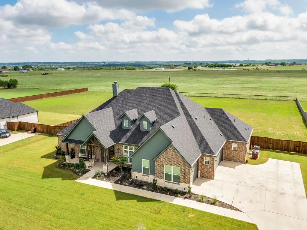 10630 Barleycorn Lane Venus TX 76084