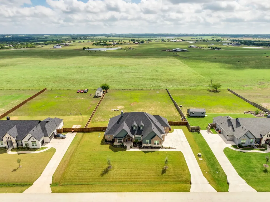 10630 Barleycorn Lane Venus TX 76084