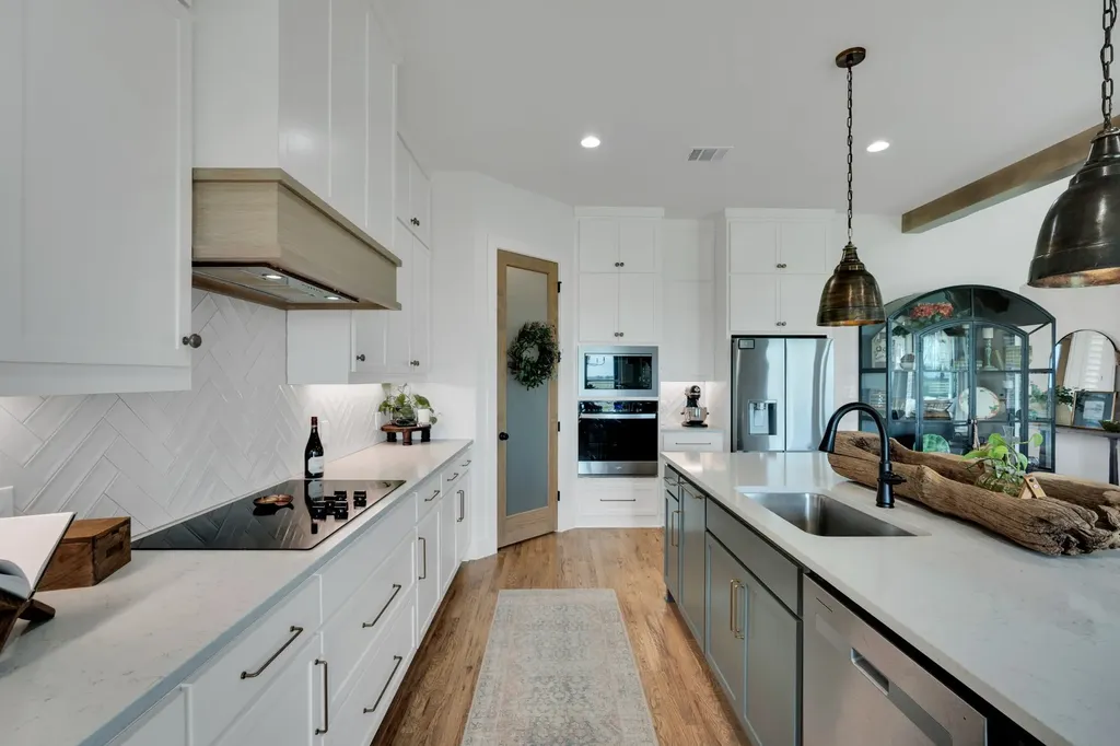 10630 Barleycorn Lane Venus TX 76084