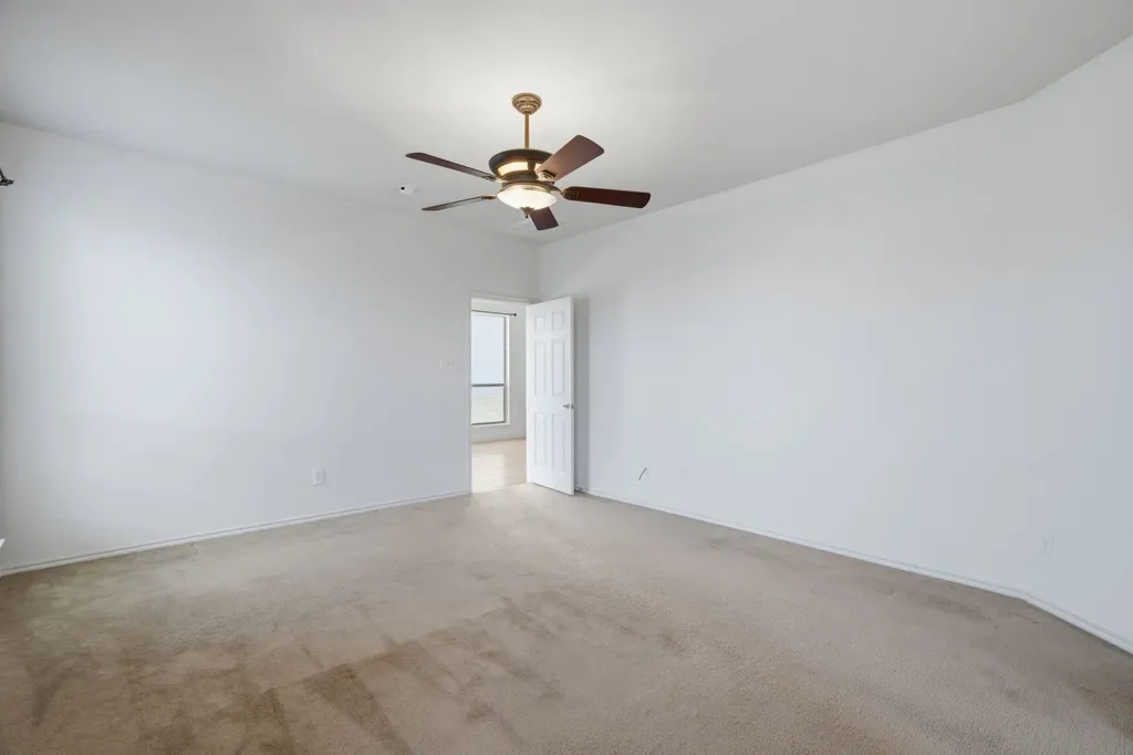 10013 Bull Run Fort Worth TX 76177