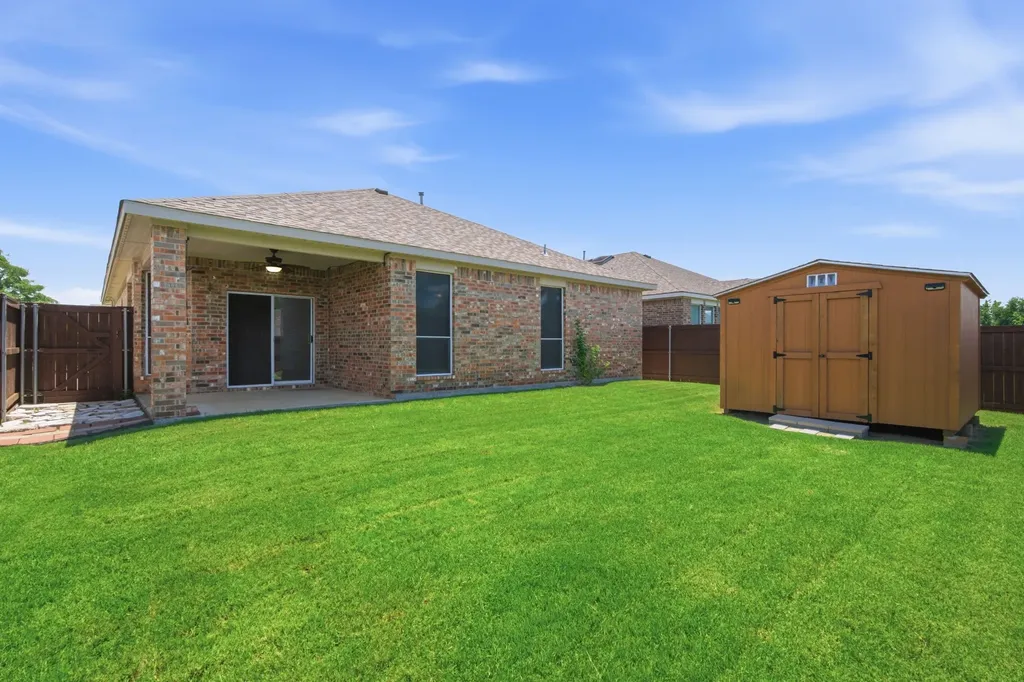 10013 Bull Run Fort Worth TX 76177