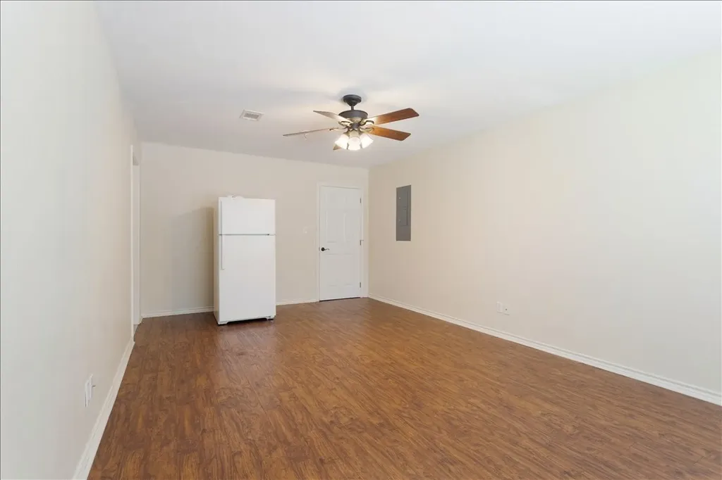 207 Chaffin Street Bonham TX 75418