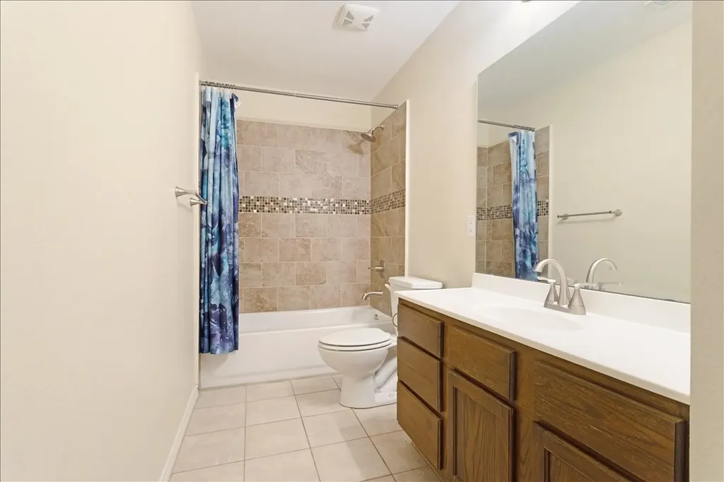 207 Chaffin Street Bonham TX 75418