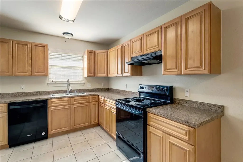207 Chaffin Street Bonham TX 75418