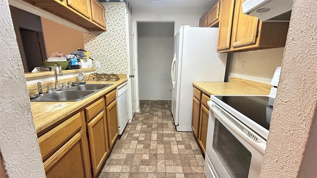 3904 Manzinita Street Fort Worth TX 76137