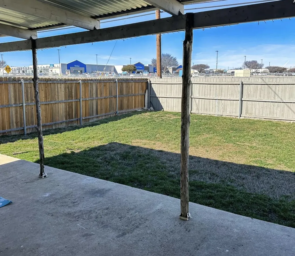 1324 N Creek Drive Saginaw TX 76179