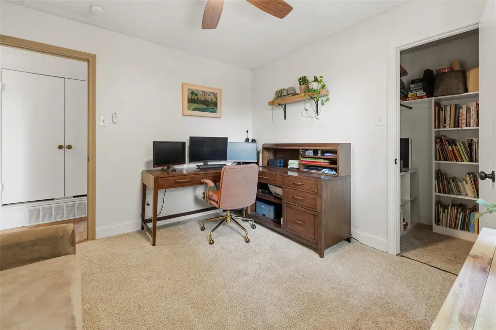 1201 Rockmoor Drive Edgecliff Village TX 76134