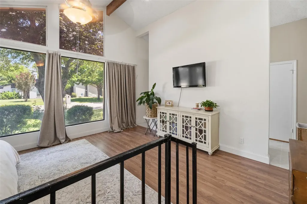 1201 Rockmoor Drive Edgecliff Village TX 76134