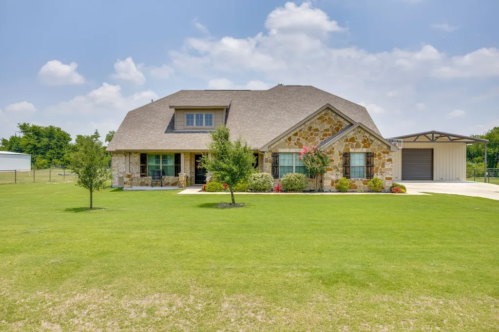 7809 Emersyn Drive Rio Vista TX 76093