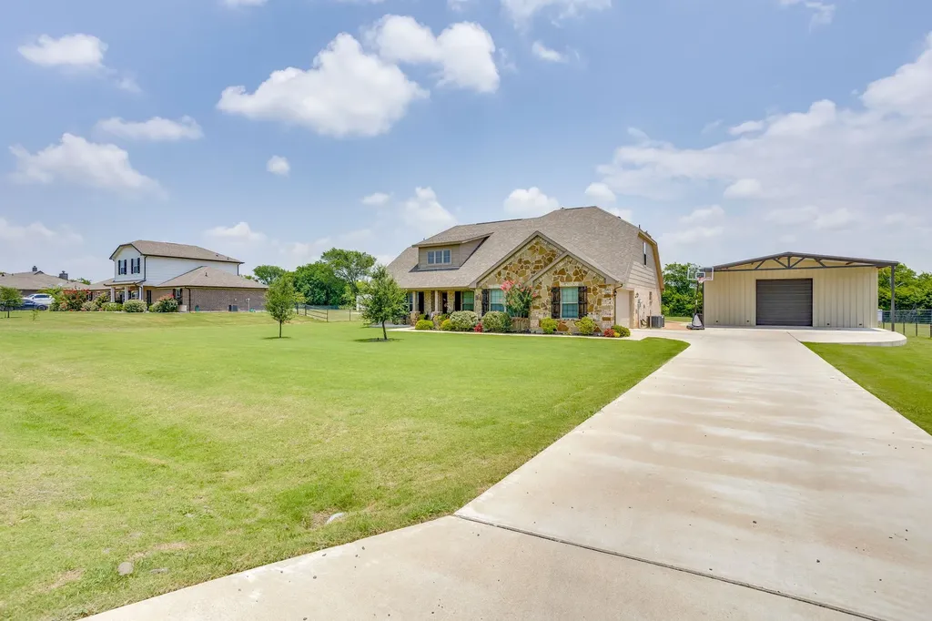 7809 Emersyn Drive Rio Vista TX 76093
