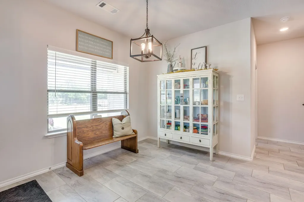 7809 Emersyn Drive Rio Vista TX 76093