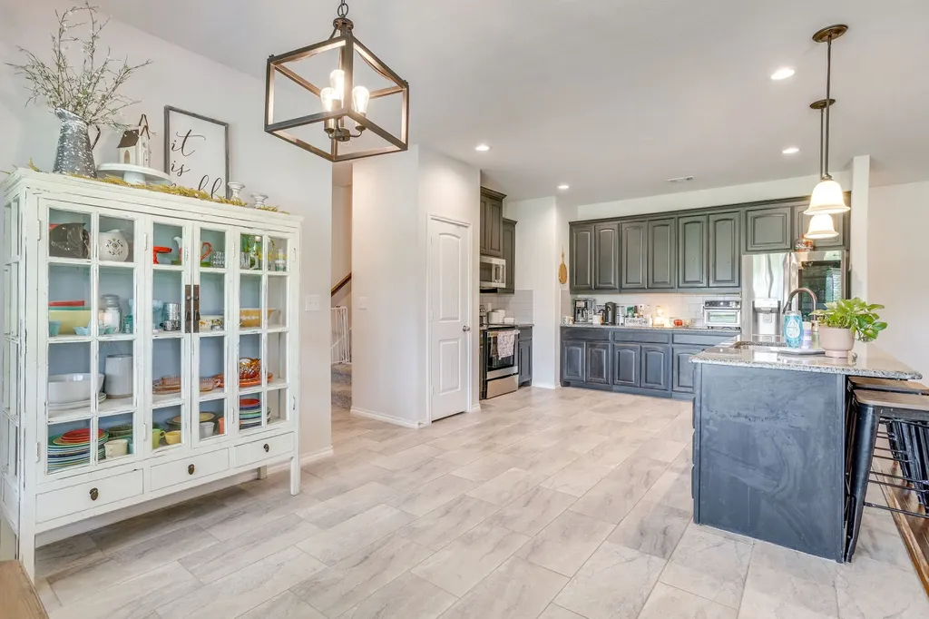 7809 Emersyn Drive Rio Vista TX 76093