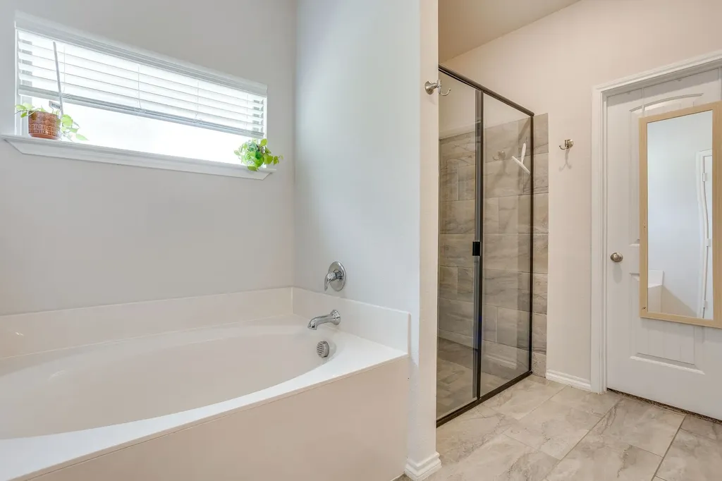 7809 Emersyn Drive Rio Vista TX 76093