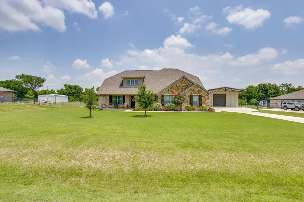 7809 Emersyn Drive Rio Vista TX 76093