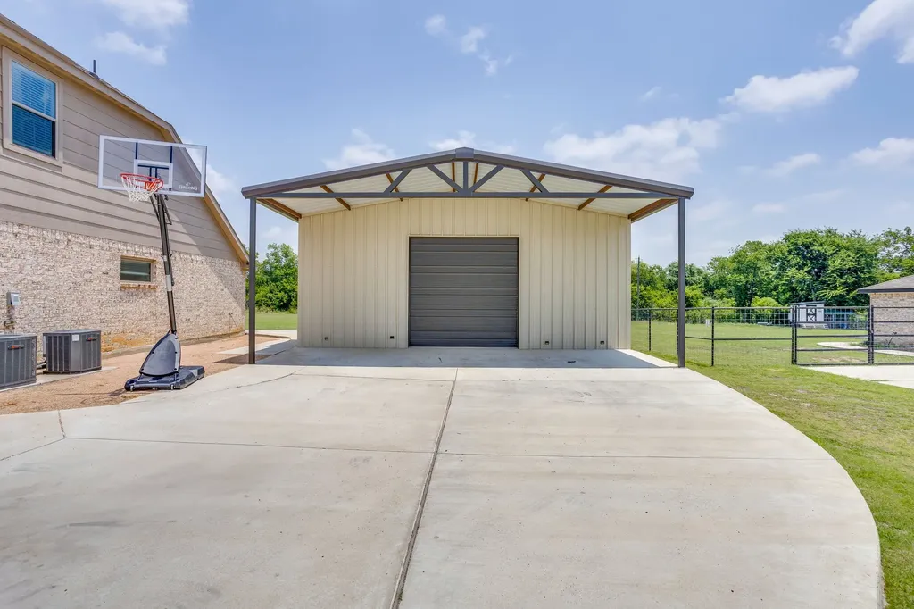 7809 Emersyn Drive Rio Vista TX 76093
