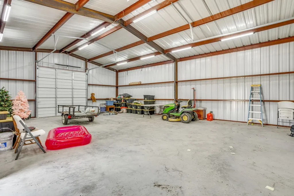 7809 Emersyn Drive Rio Vista TX 76093