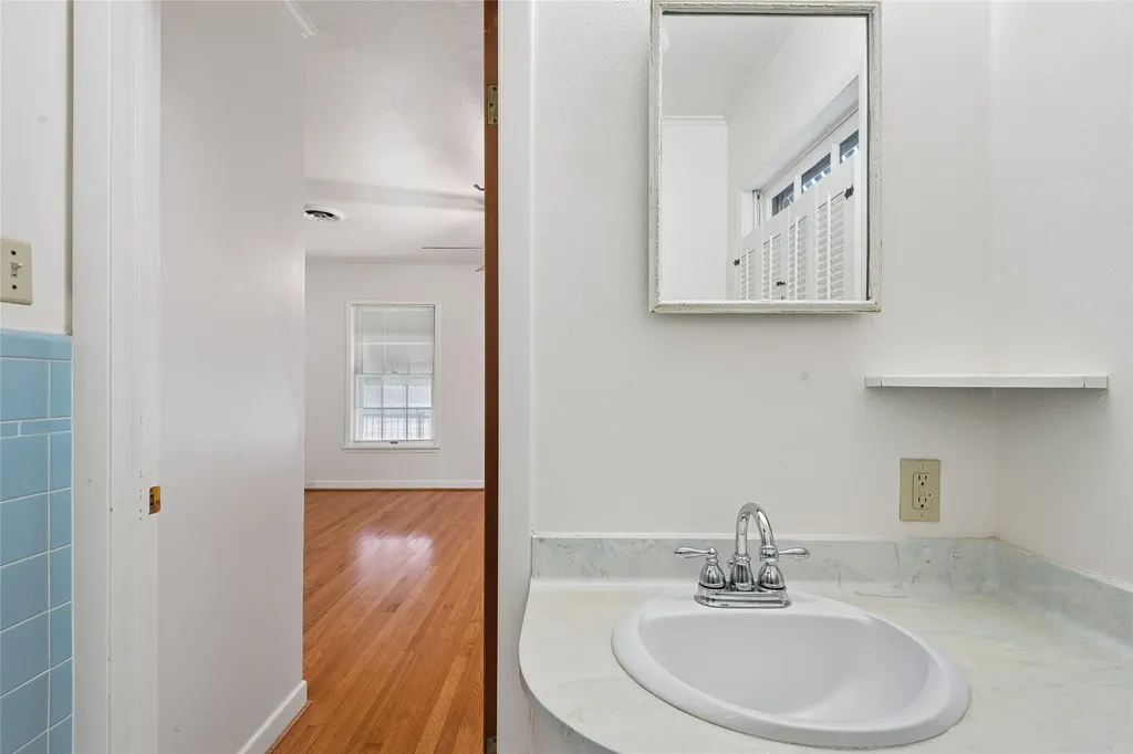 3616 Harwen Terrace Fort Worth TX 76109