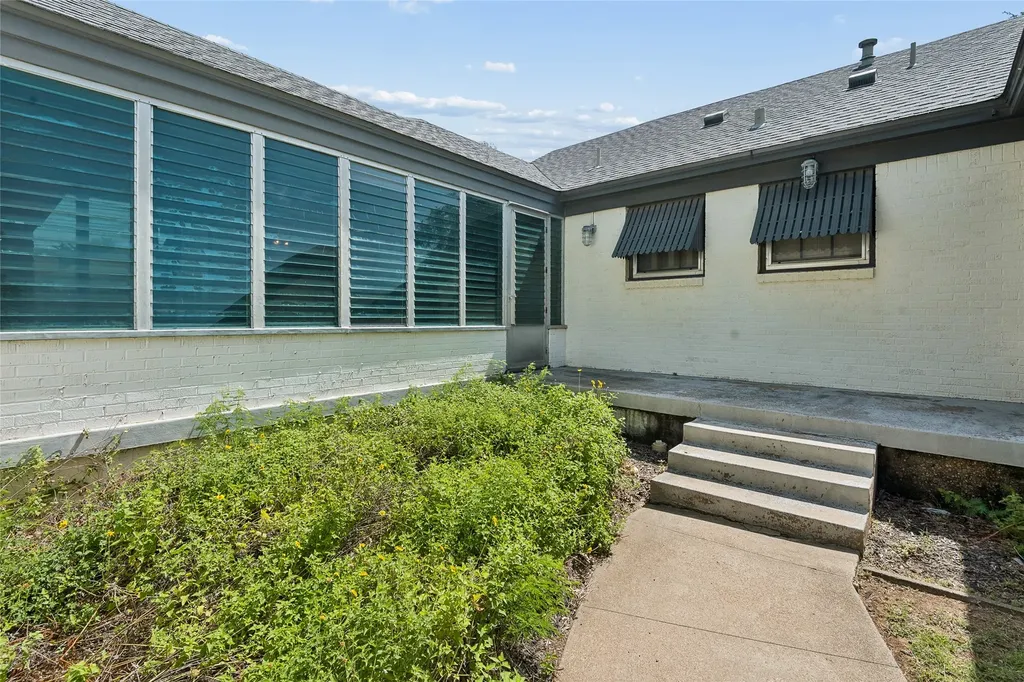 3616 Harwen Terrace Fort Worth TX 76109