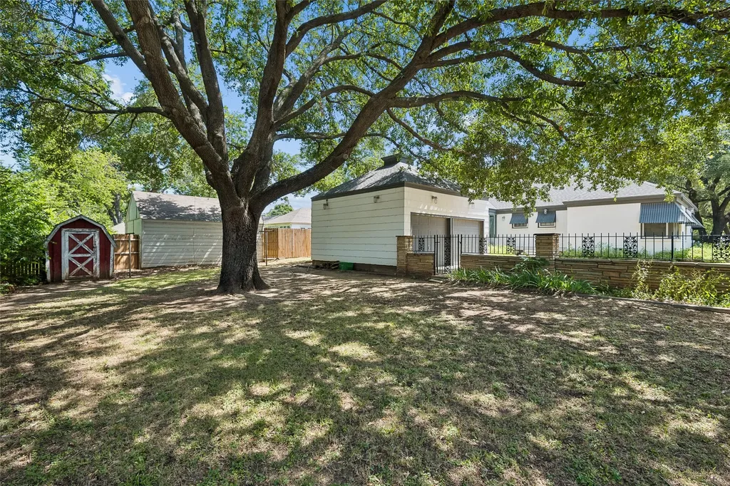 3616 Harwen Terrace Fort Worth TX 76109