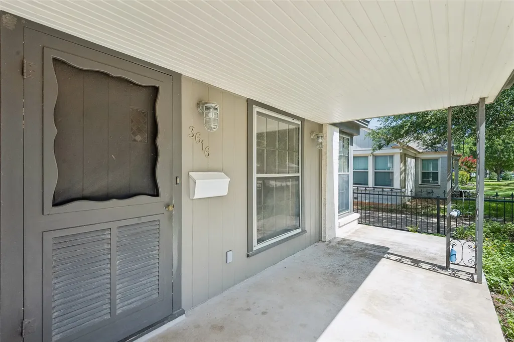 3616 Harwen Terrace Fort Worth TX 76109