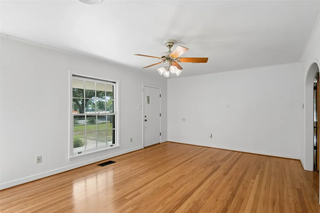 3616 Harwen Terrace Fort Worth TX 76109