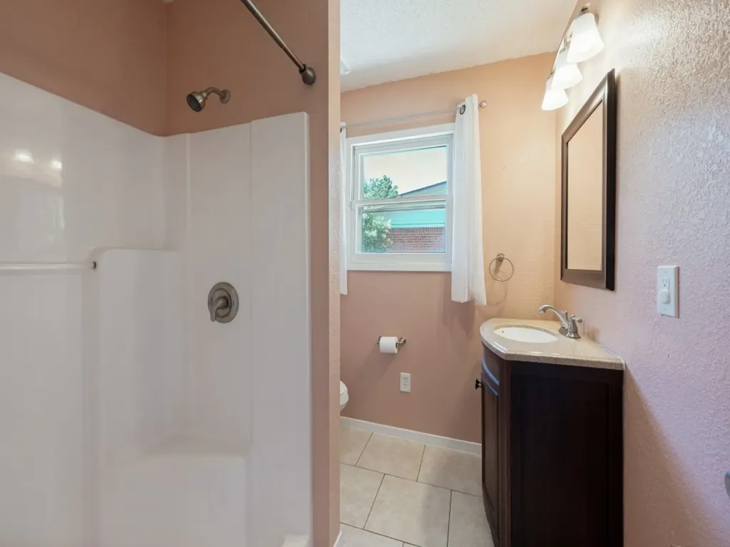 1218 Warden Street Benbrook TX 76126