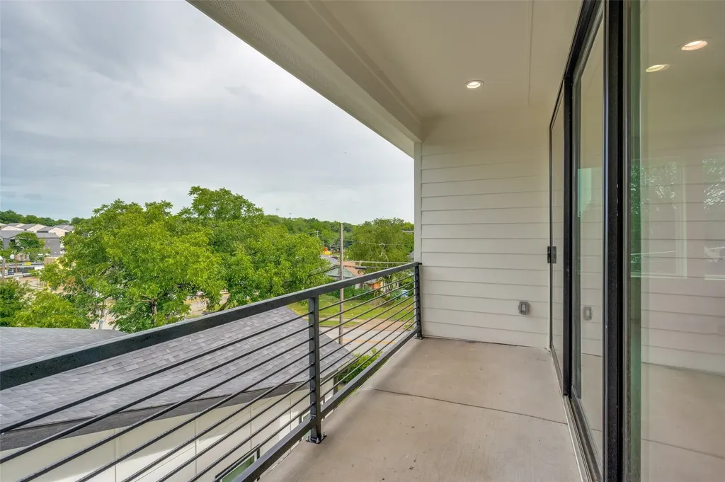 1511 Morrell Avenue Dallas TX 75203