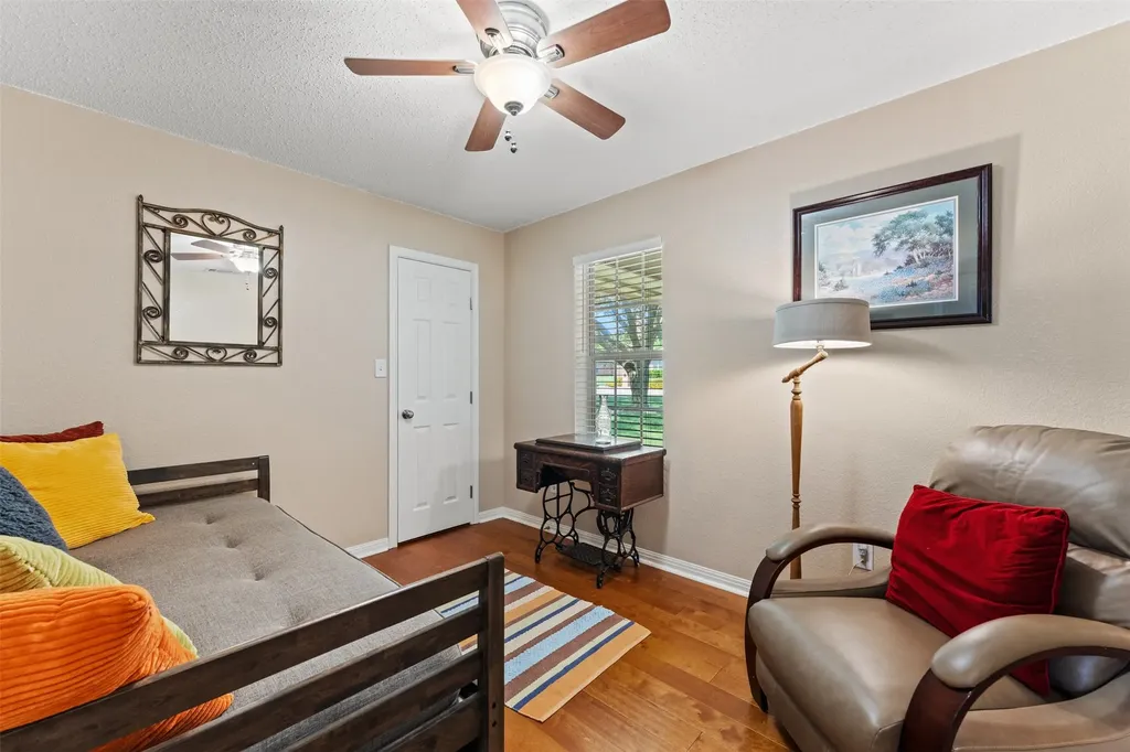 205 Onyx Drive Hewitt TX 76643