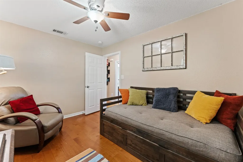 205 Onyx Drive Hewitt TX 76643