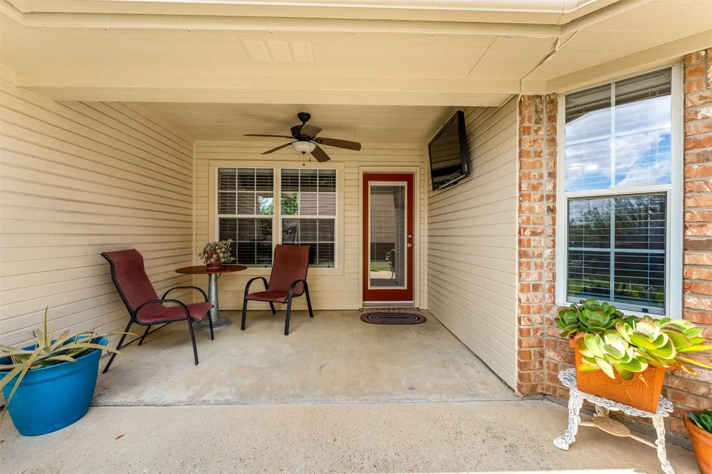 205 Onyx Drive Hewitt TX 76643