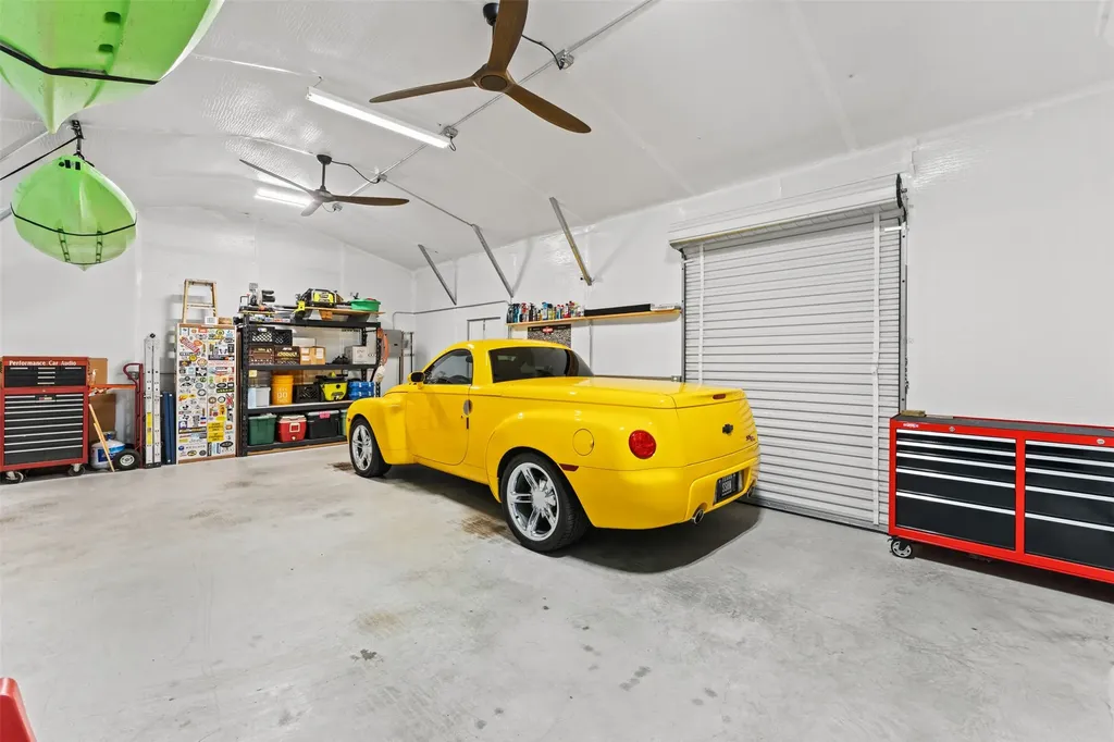 205 Onyx Drive Hewitt TX 76643
