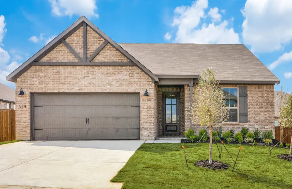 514 Hillcrest Circle Justin TX 76247