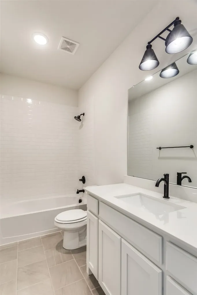 514 Hillcrest Circle Justin TX 76247
