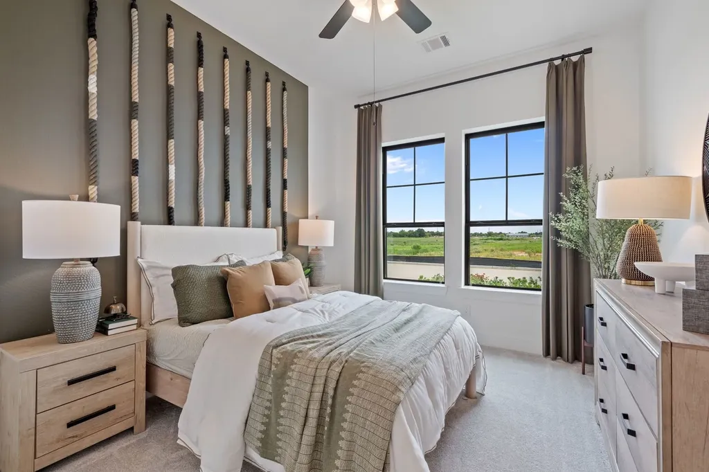1605 Briscoe Benbrook TX 76132