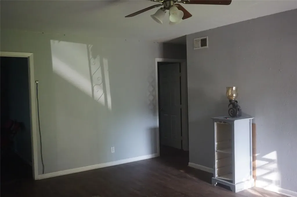 112 S Lynn Avenue Denison TX 75020