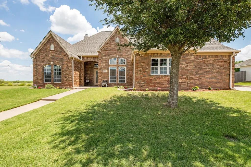 1004 Vineyard Lane Henrietta TX 76365