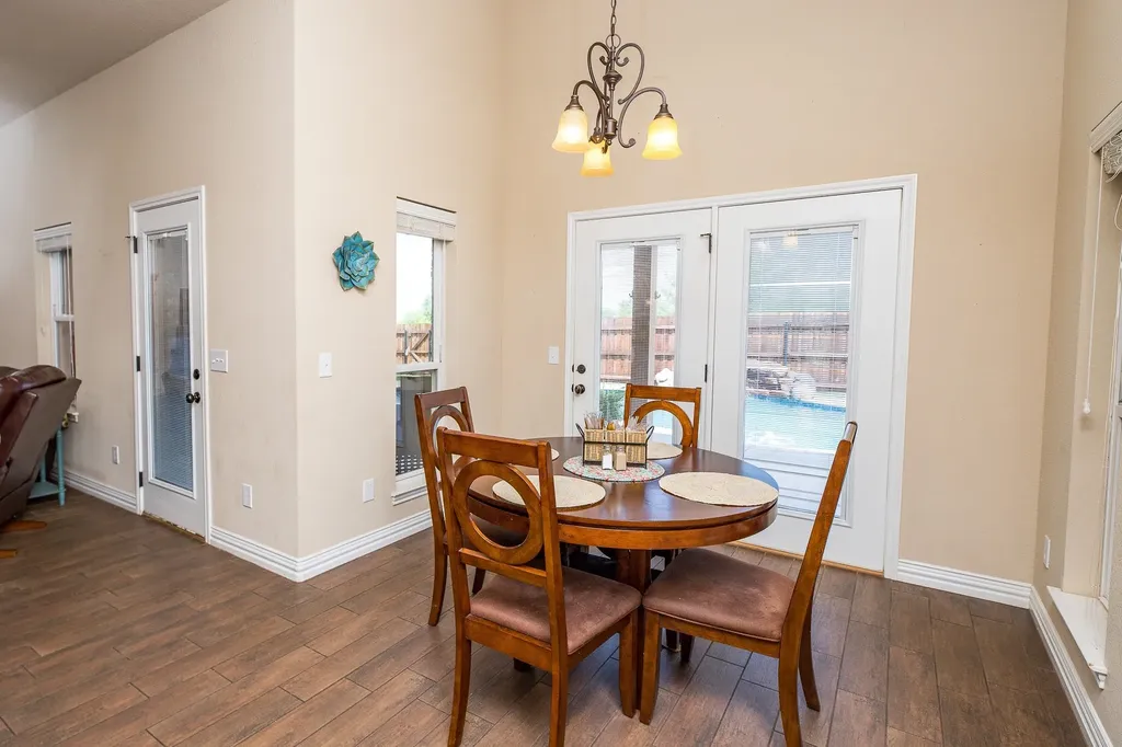 1004 Vineyard Lane Henrietta TX 76365