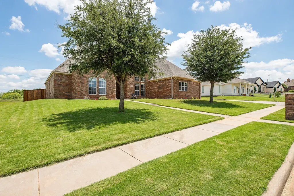 1004 Vineyard Lane Henrietta TX 76365