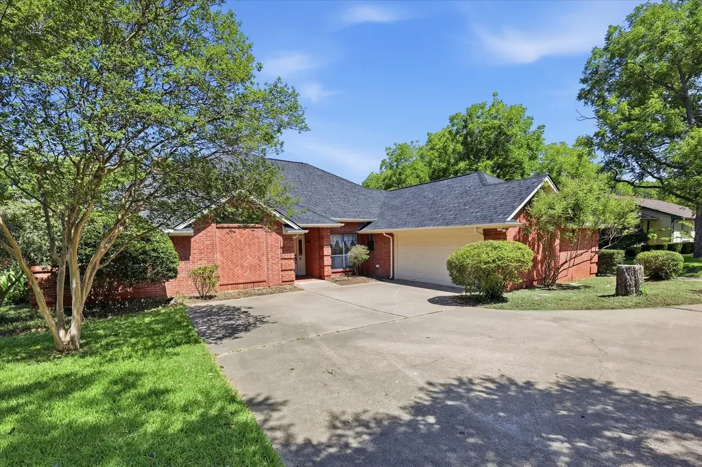 3910 Bandera Drive De Cordova TX 76049