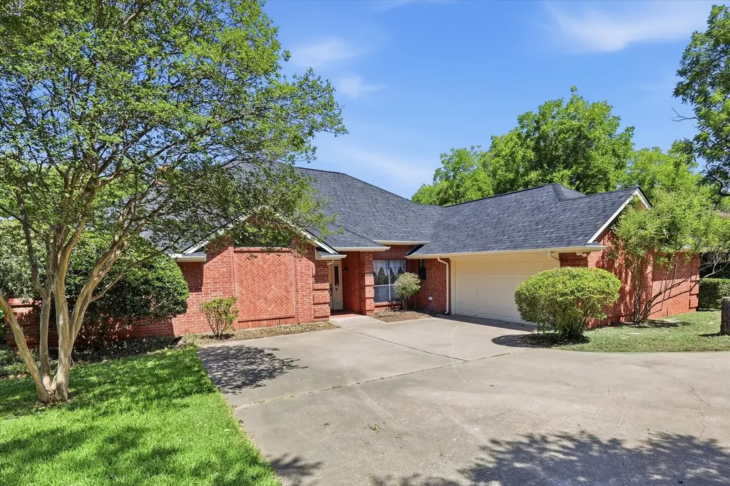 3910 Bandera Drive De Cordova TX 76049