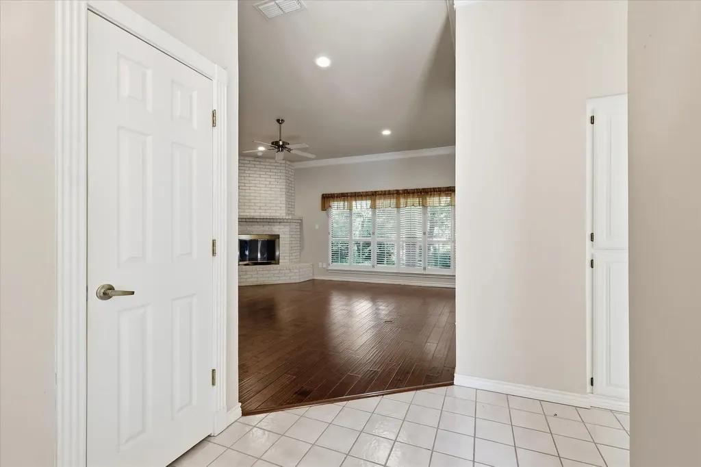 3910 Bandera Drive De Cordova TX 76049