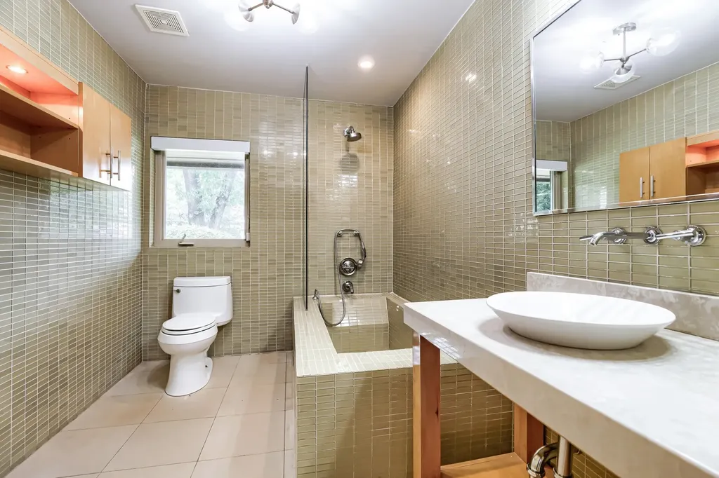 7236 Meadow Lake Avenue Dallas TX 75214