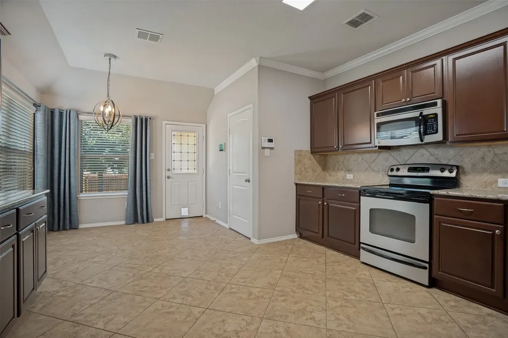 8835 Tucker Street Cross Roads TX 76227